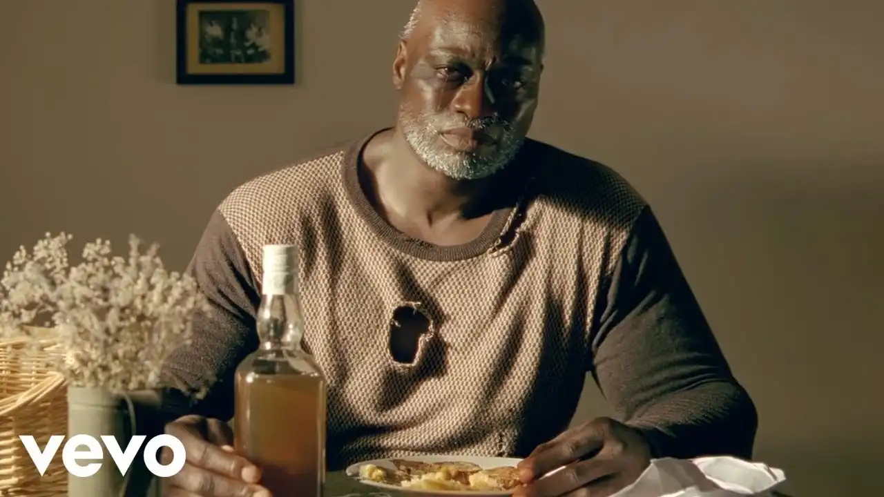 Pure Grinding – Avicii: Lagu Tentang Kerja Keras dan Ambisi