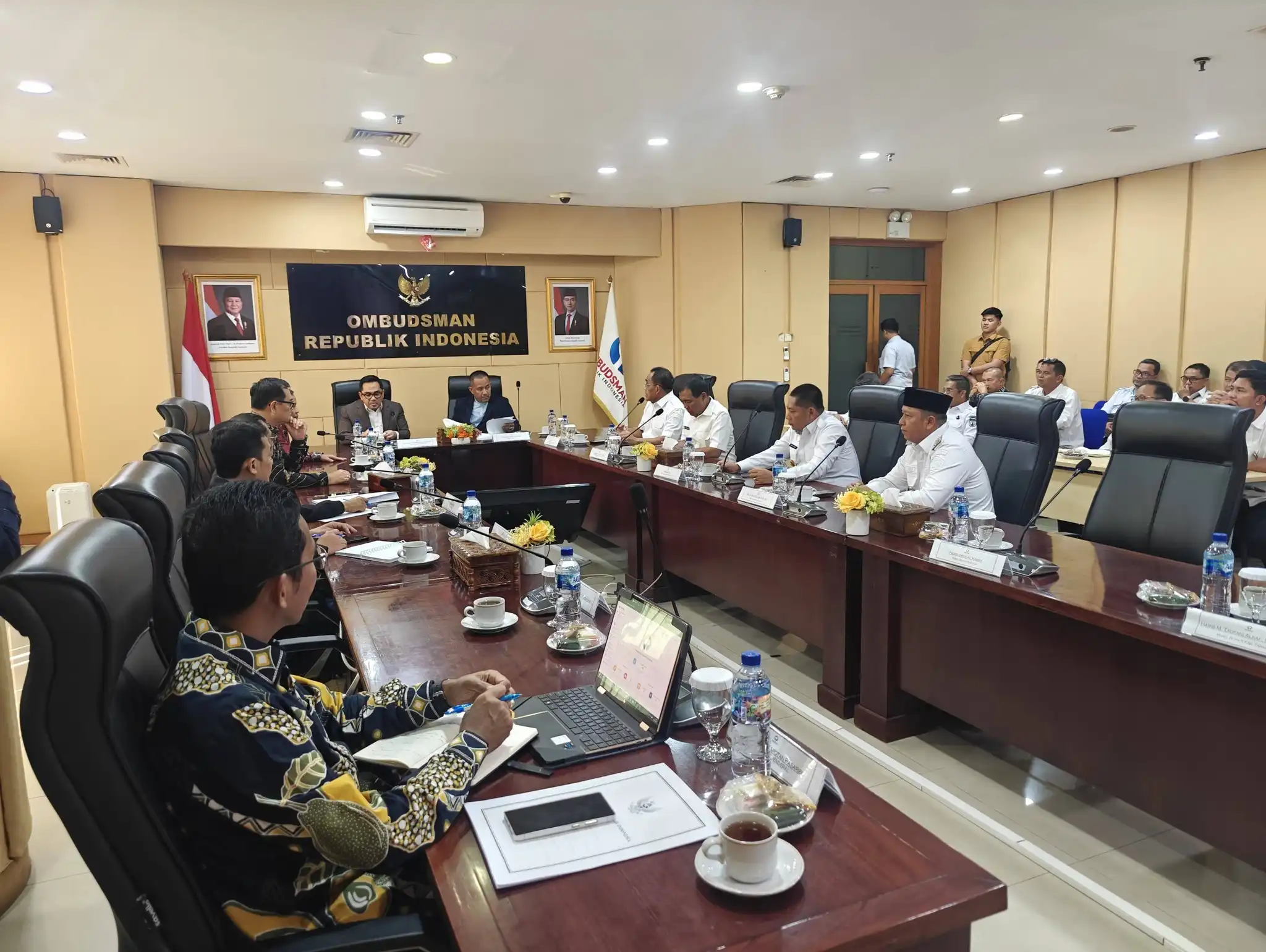 Bupati HSS Temui Ombudsman RI, Bahas Penguatan Pelayanan Publik
