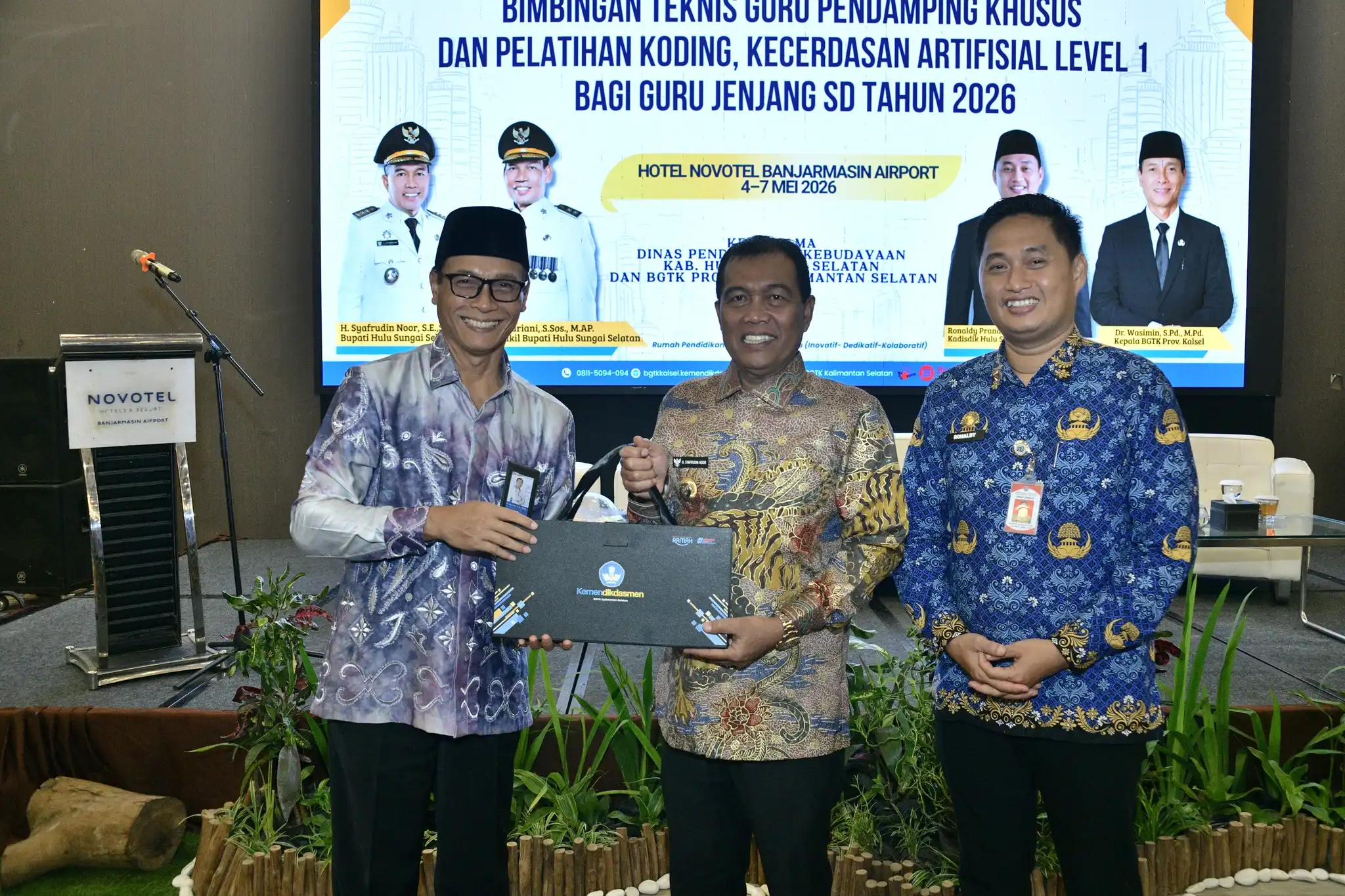 Bupati HSS Buka Pelatihan Koding dan AI untuk Guru SD, Dorong Pendidikan Adaptif dan Inklusif