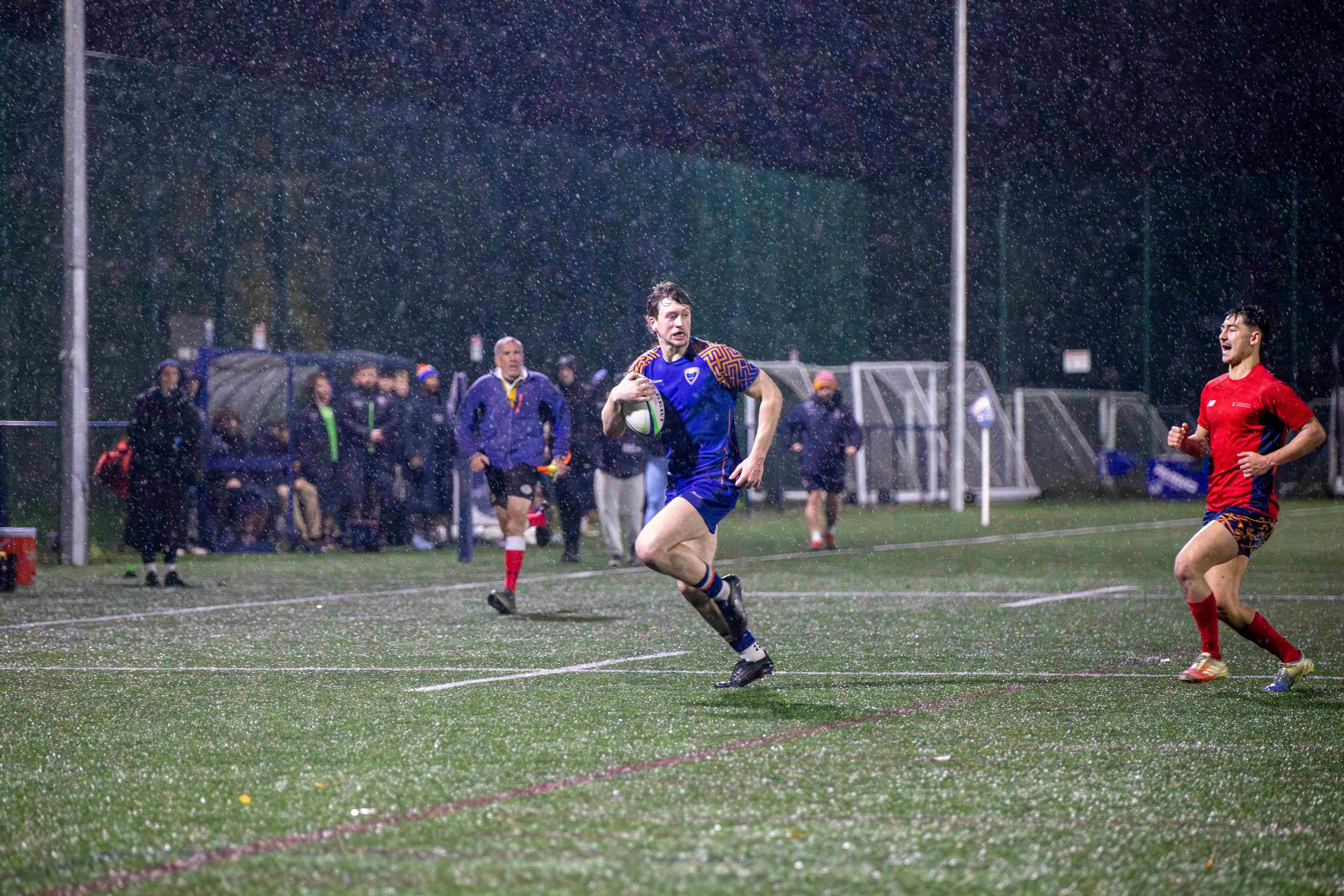 Olahraga Ringan yang Aman dan Efektif di Musim Hujan