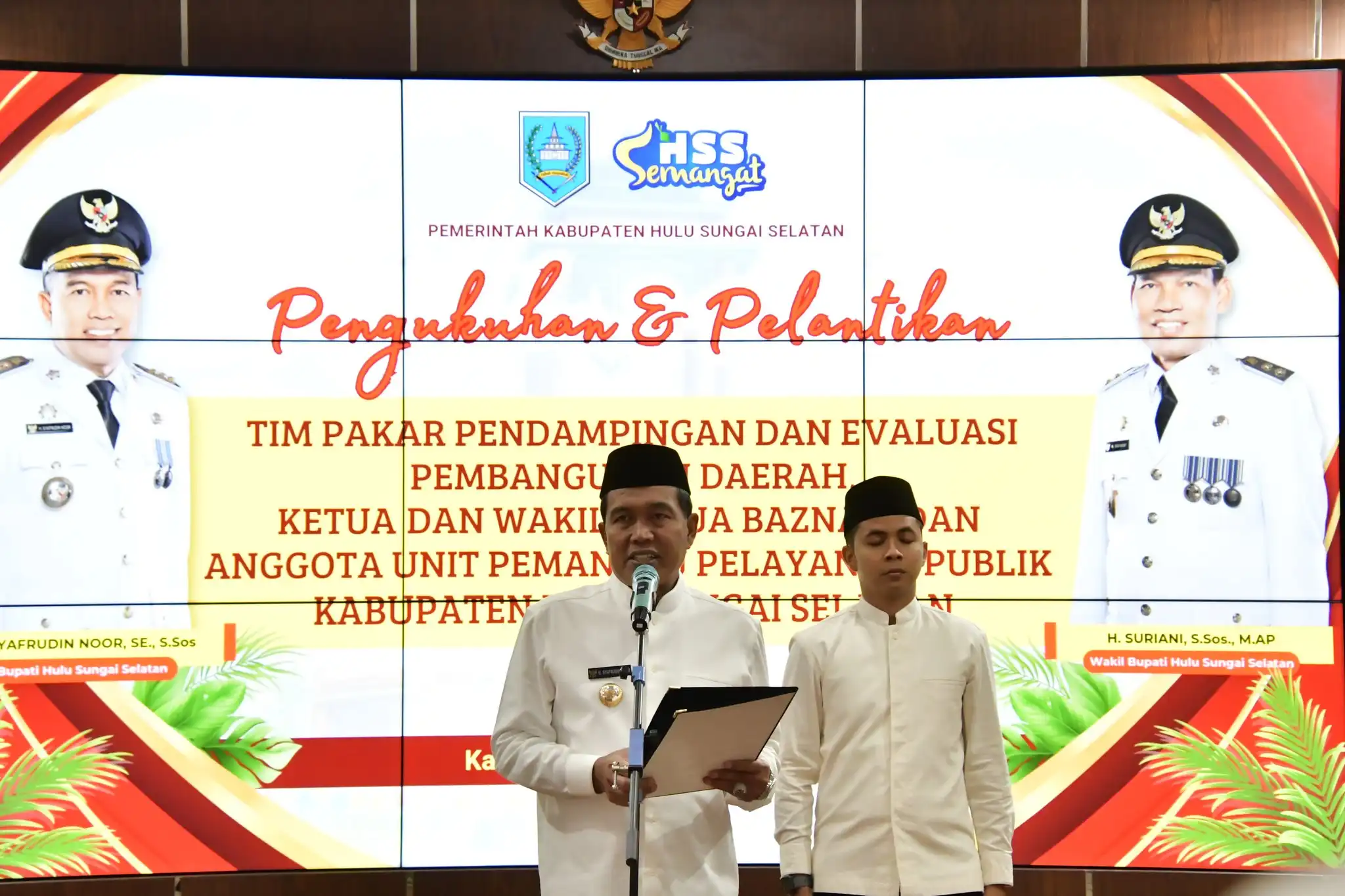 Penguatan Kelembagaan di HSS: Bupati Lantik Tim Pakar, BAZNAS dan Unit Pemantau Pelayanan Publik