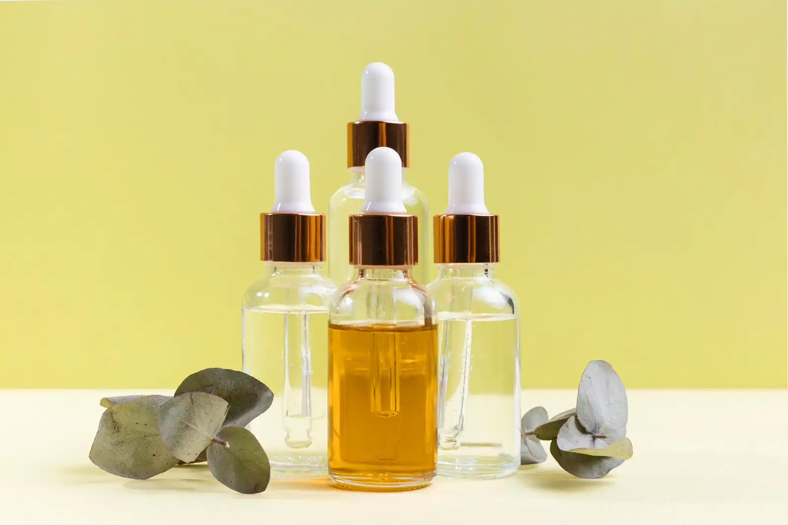 Perbedaan Serum, Essence, dan Ampoule: Jangan Asal Pakai, Ini Bedanya!
