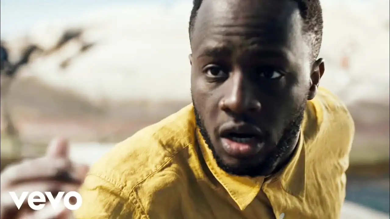 Tough Love – Avicii: Arti Lagu tentang Cinta, Perjuangan, dan Pembelajaran