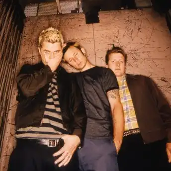 Green Day: Dari Kaset Dookie Hingga Jadi Legenda Lintas Generasi