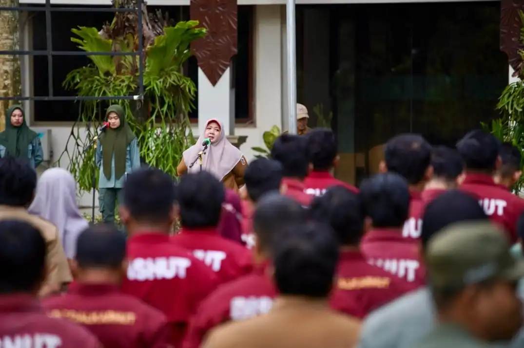 Dishut Kalsel Perkuat Komitmen Kinerja dan Lingkungan Melalui Apel Disiplin ke Rapat Mangrove