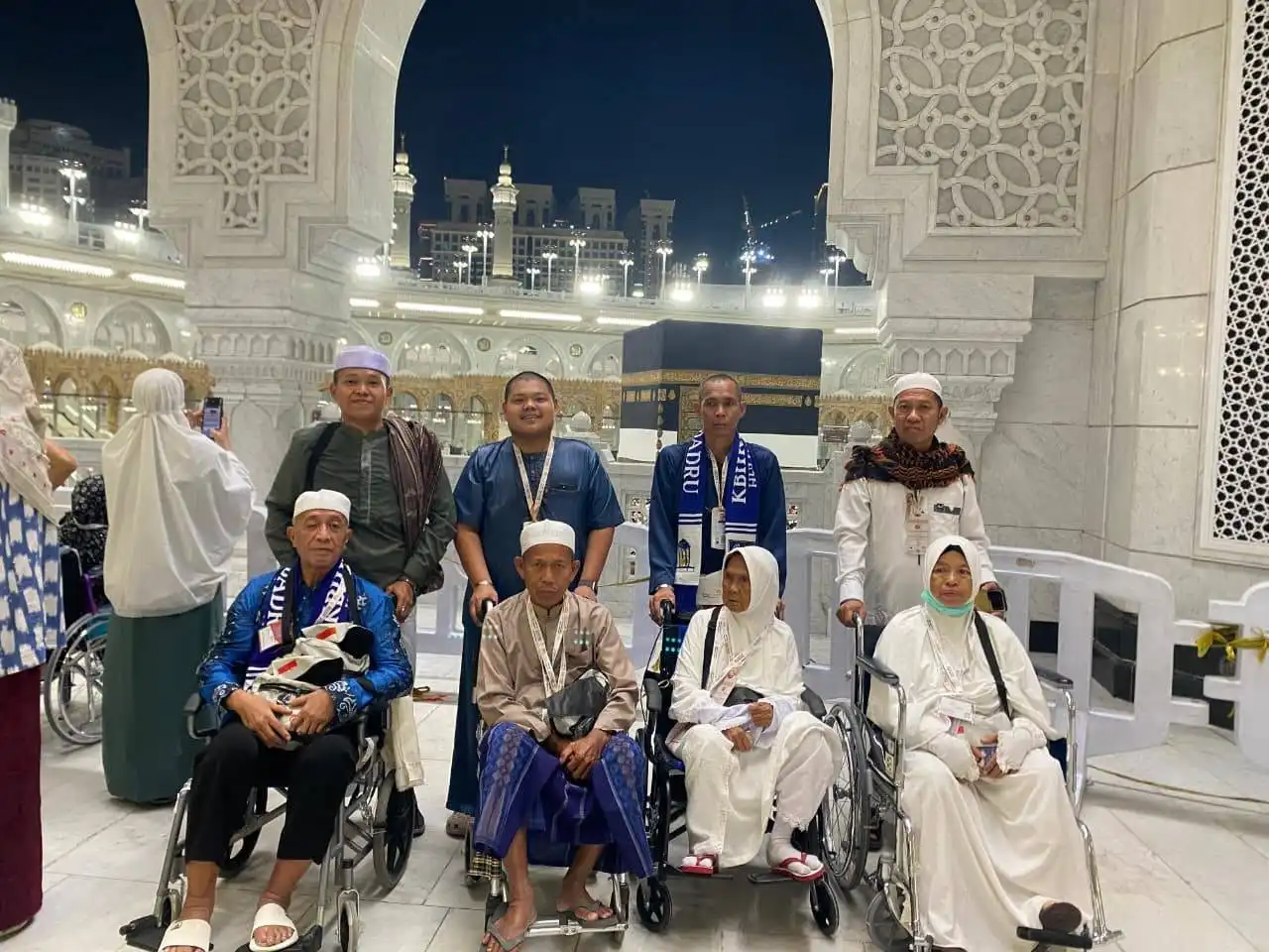 Tawaf Perpisahan Bikin Haru, Jemaah Haji HSS Tinggalkan Mekkah Menuju Madinah