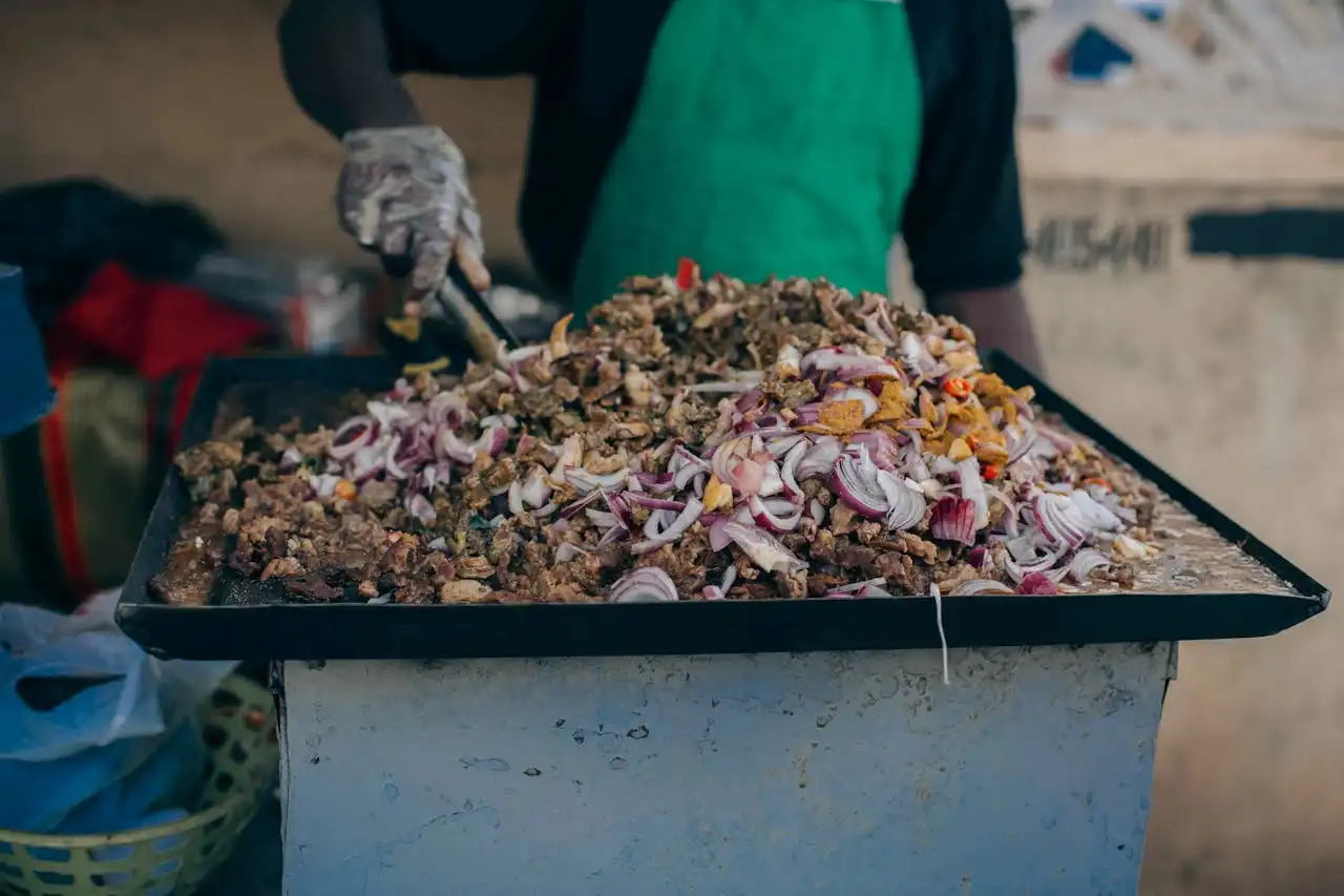 Tips Cegah Asam Urat Bagi Kamu yang Hobi Jajan dan Makan Enak
