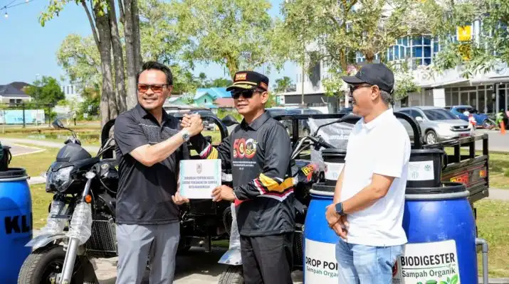 2 Ton Sampah Diangkut dalam Sehari, Kalsel Gelar Aksi Bersih-Bersih Massal