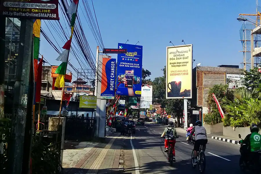 Prabowo Kritisi Semrawutnya Baliho dan Spanduk di Jalanan Kota, Termasuk Banjarmasin