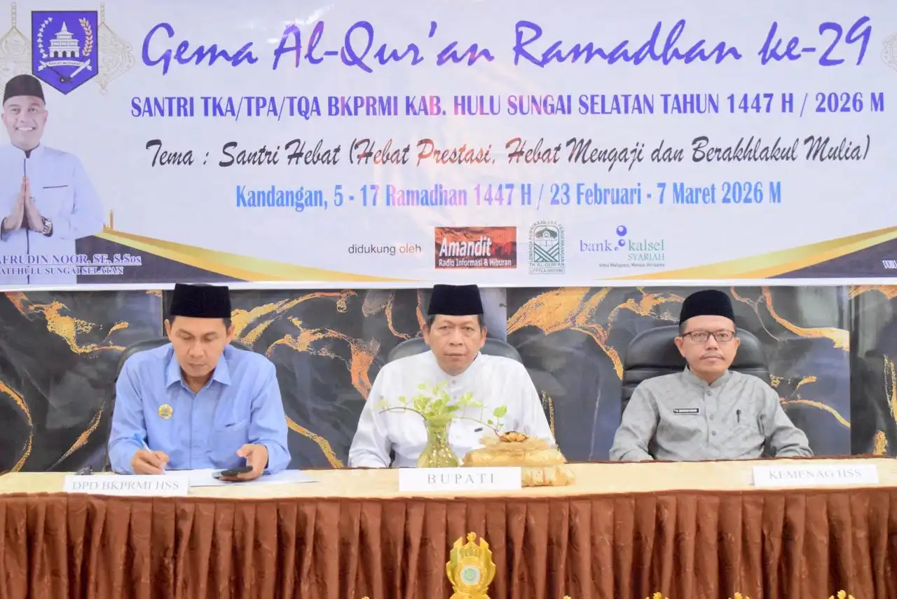 Penutupan Gema Al-Qur'an Ramadhan ke-29 BKPRMI HSS, Kepala Kemenag Pimpin Doa
