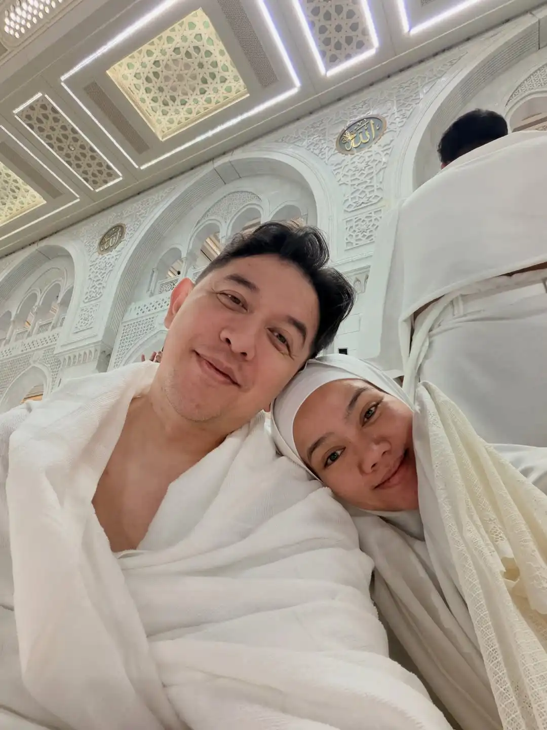 Donne Maula: Lebih dari Sekadar 'Garda Depan' Kebahagiaan Yura Yunita