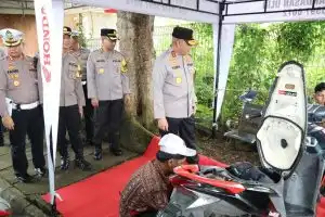 Pantau Posko Mudik di Bandara Syamsudin Noor, Kapolda Kalsel Pastikan Personel Siap Layani Pemudik