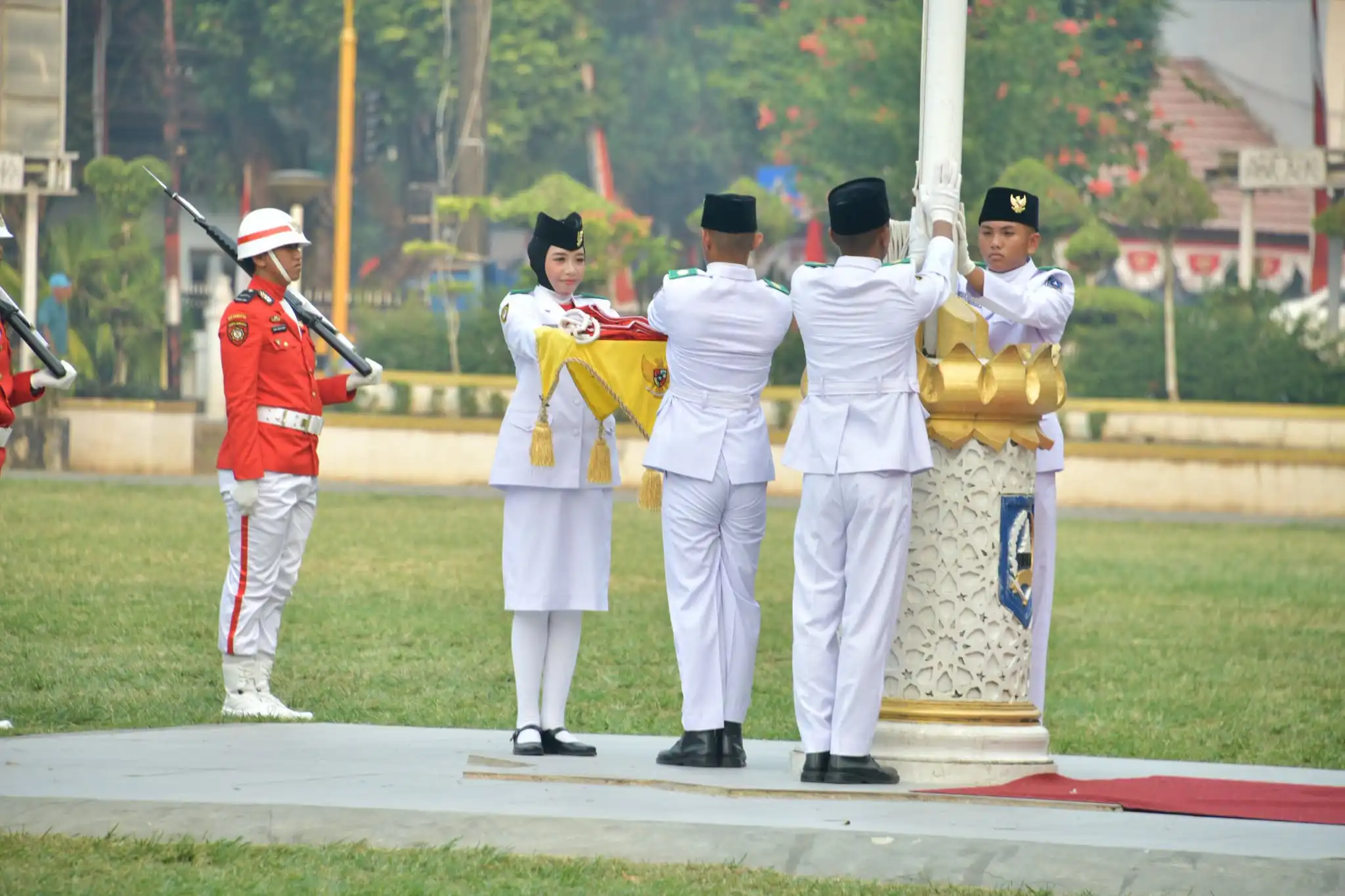 Upacara Penurunan Bendera HUT ke-81 RI di HSS Berlangsung Khidmat, Tutup Rangkaian Kemerdekaan