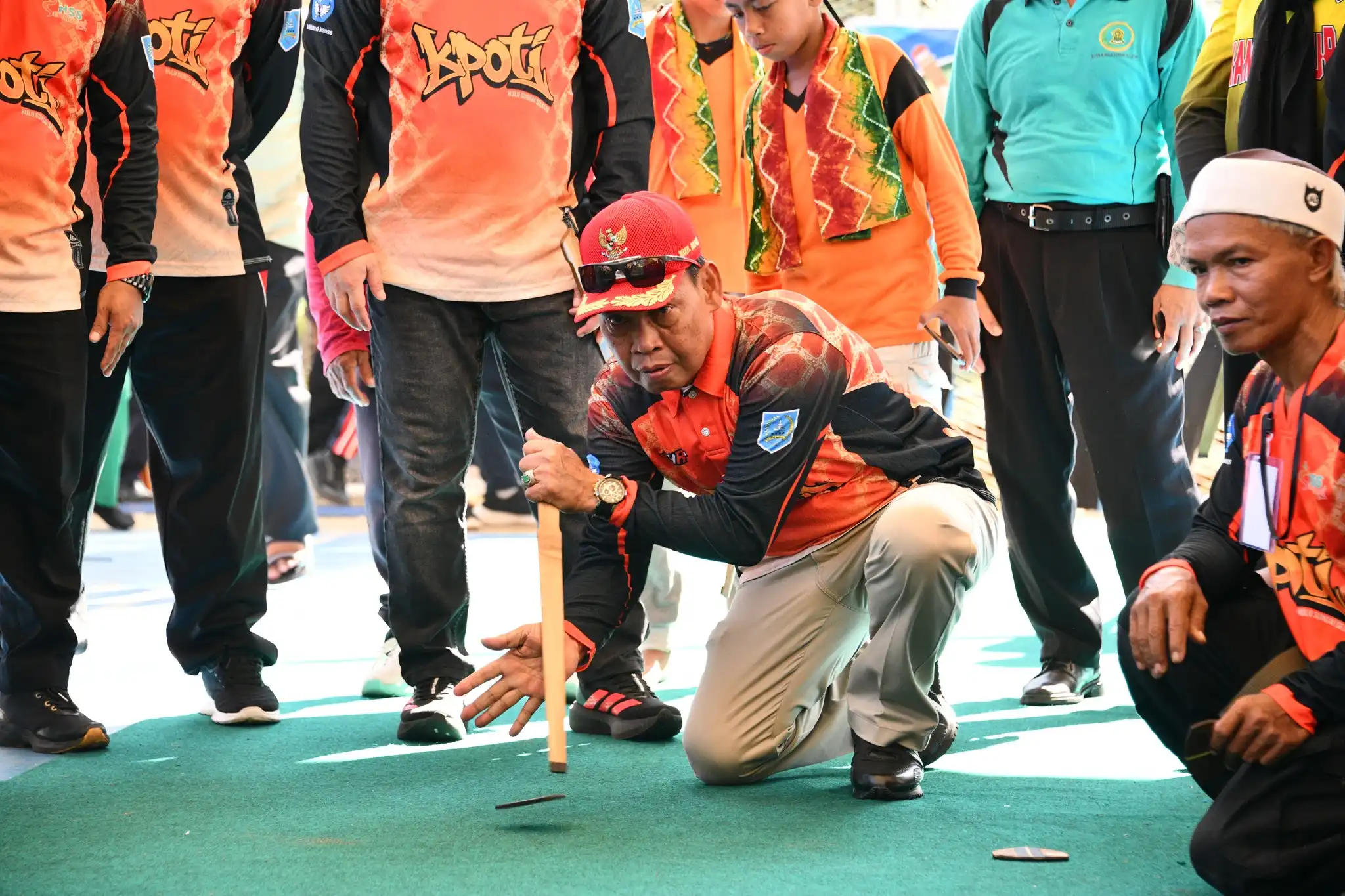 Wabup HSS Buka Festival Permainan Tradisional Hardiknas 2026 di Kandangan