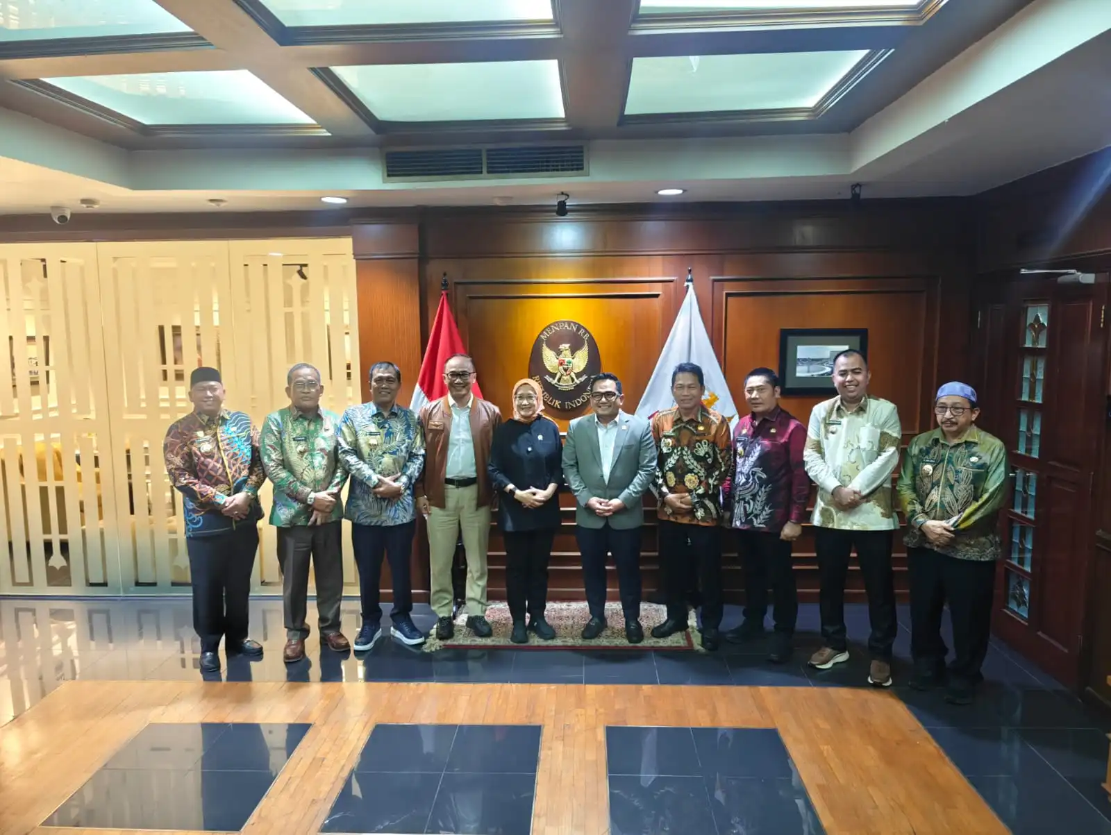 Hari Kedua di Jakarta, Bupati HSS Temui Menteri PAN-RB dan Kepala BKN