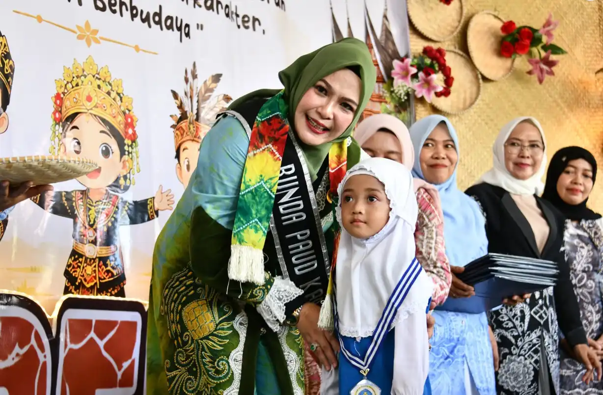 Bunda PAUD HSS Hadiri Pelepasan Siswa TK Negeri Pembina Kandangan