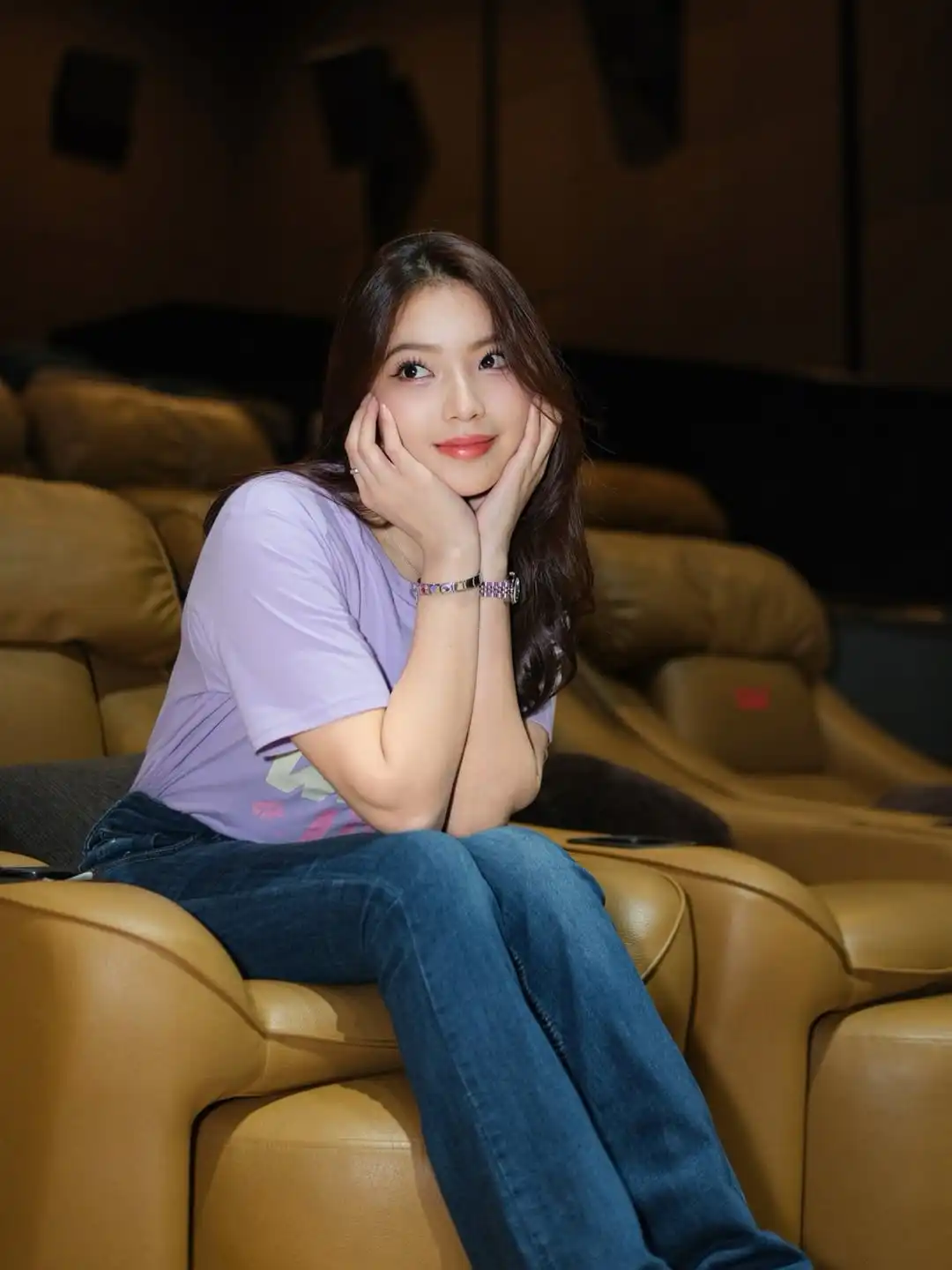 Shania Gracia: Lebih dari Sekadar Senyum Manis di JKT48