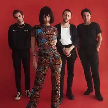 Menyelami Dunia The Marias: Soundtrack Sempurna Buat Lo yang Suka Melamun Estetik