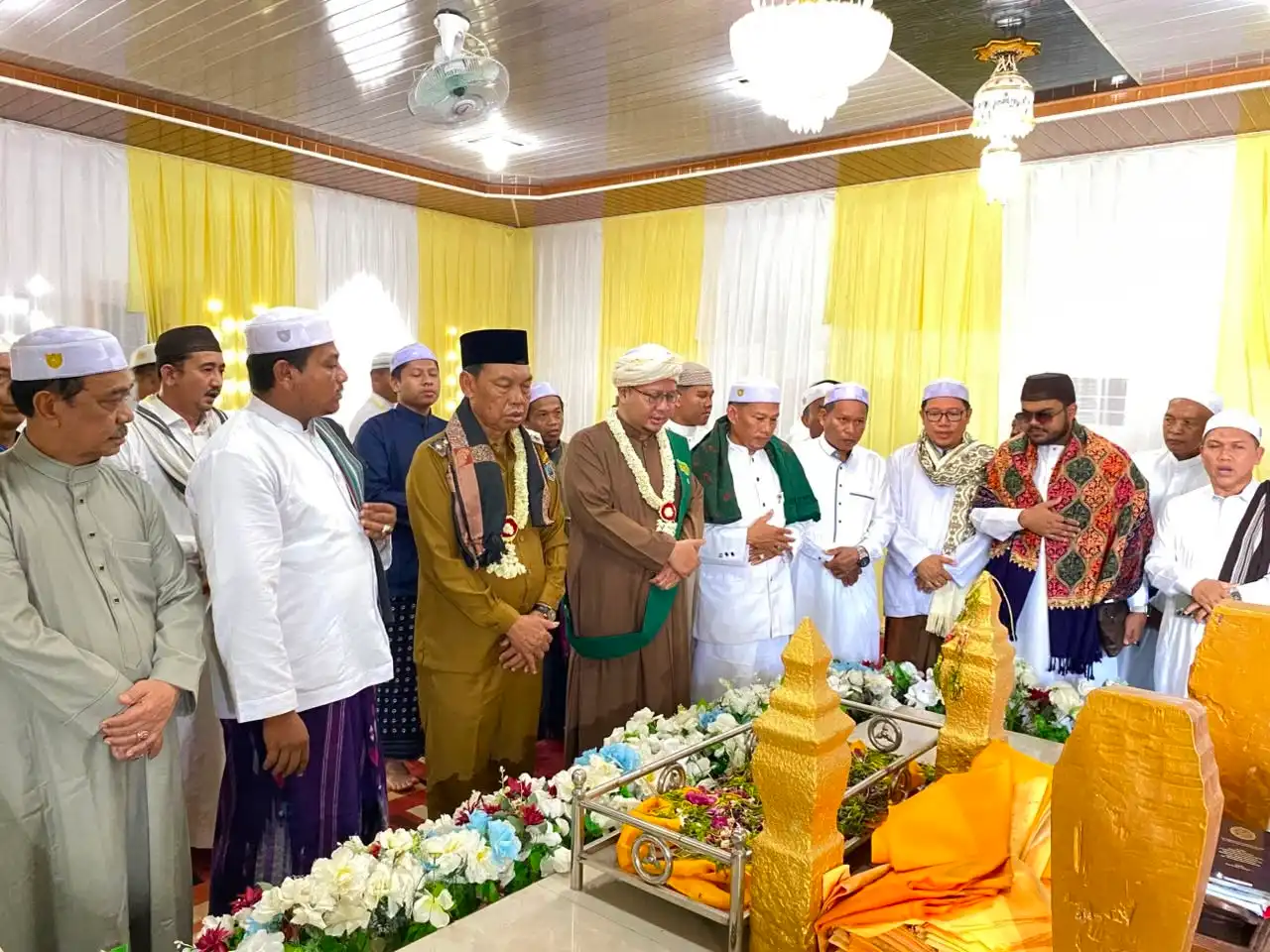 Ribuan Jamaah Hadiri Haul Datu Bajayau, Wabup HSS Tinjau Jalan Bajayau-Sawaja