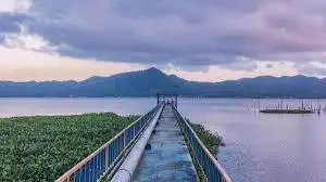 Aura Sunyi Danau Tondano: Tempat Terbaik Buat Kamu yang Capek Jadi Manusia Kota