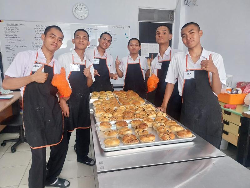 Roti hasil buatan calon trainee (PT JIAEC/Agustini)